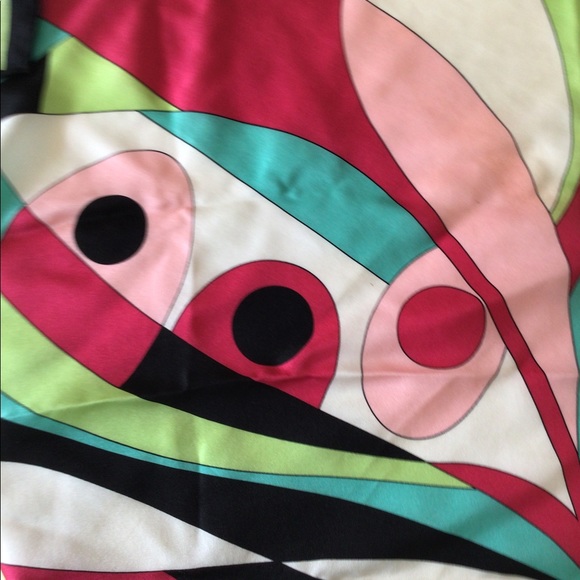 VIBRANT MULTI COLORED SCARF - Picture 7 of 7